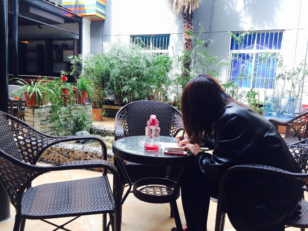 Xi'An Rainbow Youth Hotel Bagian luar foto