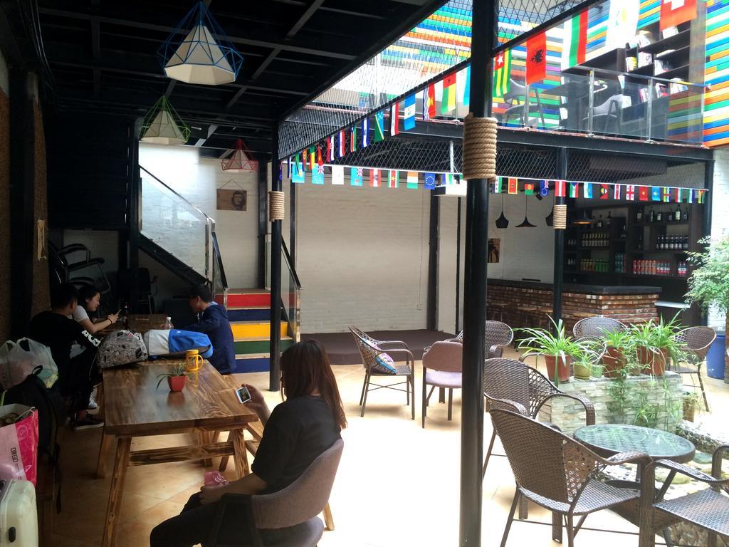 Xi'An Rainbow Youth Hotel Bagian luar foto