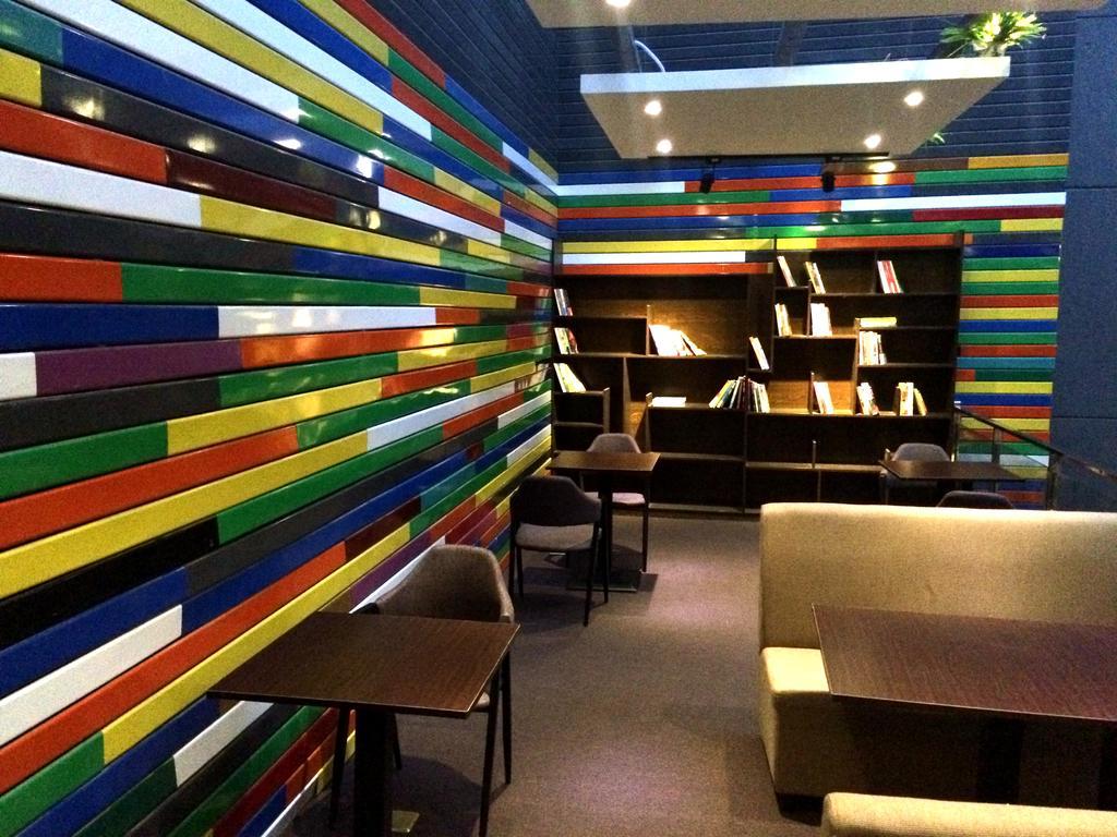 Xi'An Rainbow Youth Hotel Bagian luar foto