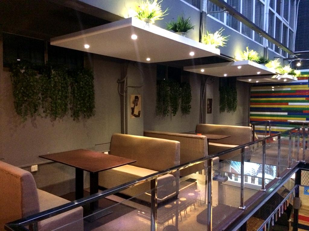 Xi'An Rainbow Youth Hotel Bagian luar foto